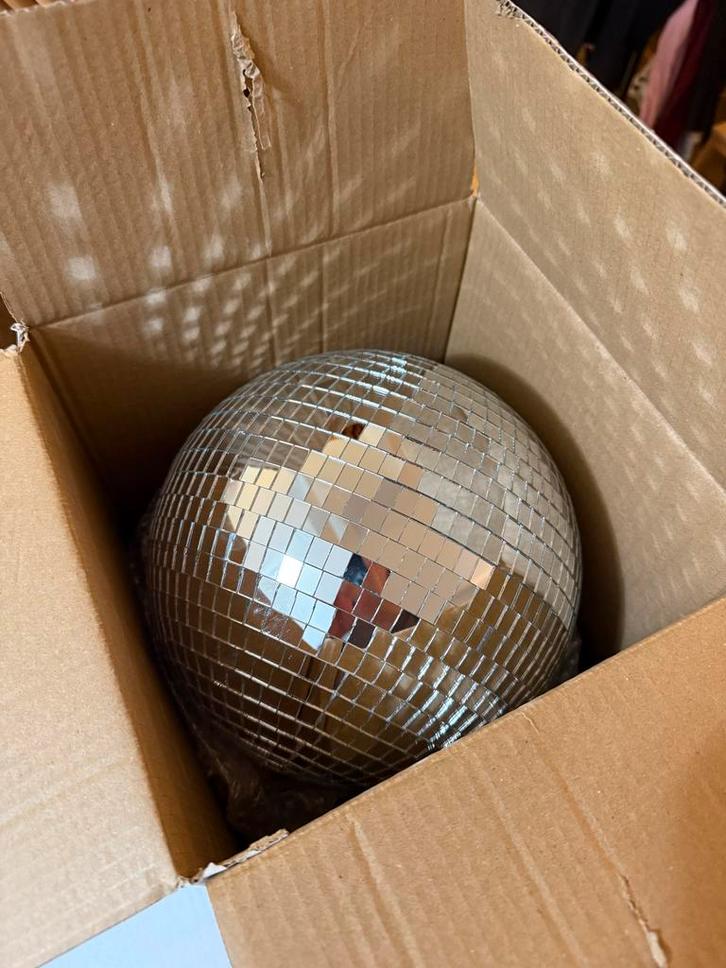 Disco Ballen - 25cm & 30cm - Bruiloft Decoratie, Hobby en Vrije tijd, Feestartikelen, Zo goed als nieuw, Ophalen of Verzenden