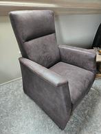 Fauteuil-prominent-donker bruin, Huis en Inrichting, Fauteuils, Minder dan 75 cm, Stof, Zo goed als nieuw, 50 tot 75 cm