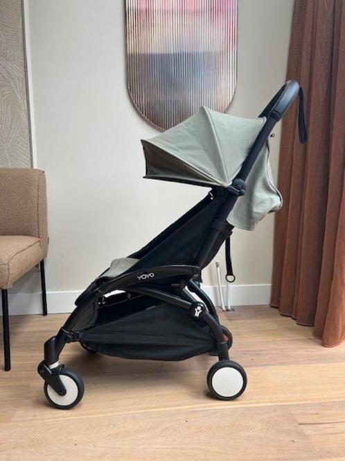 Babyzen YOYO2 | Black Frame | Olive | 6+ pakket + Beensteun, Kinderen en Baby's, Buggy's, Zo goed als nieuw, Overige merken, Verstelbare rugleuning