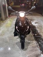 Piaggio zip iget 3v 2019, Fietsen en Brommers, Scooters | Piaggio, Ophalen, Gebruikt, Maximaal 45 km/u, Zip