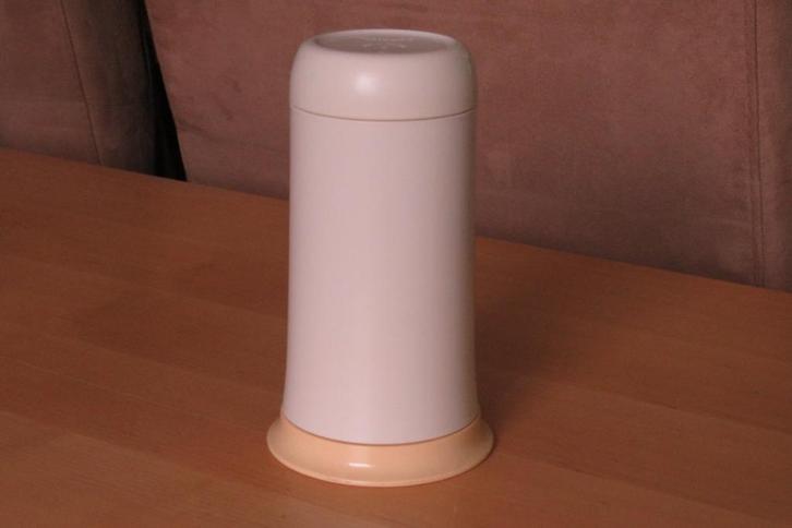 Tupperware Poedersuikerstrooier Geel/Wit, Huis en Inrichting, Keuken | Tupperware, Zo goed als nieuw, Bus of Trommel, Geel, Wit