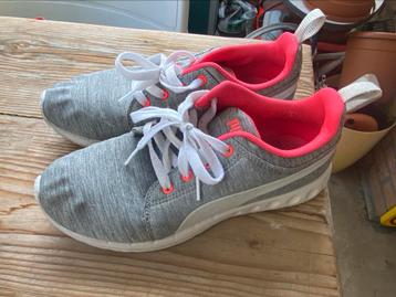 Puma Dames Sneakers Maat 39 beschikbaar voor biedingen