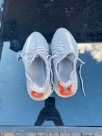 Adidas Yeezy Boost 350 V2, Kleding | Heren, Schoenen, Ophalen of Verzenden, Gedragen, Overige kleuren, Sneakers of Gympen