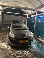 Peugeot 5008 1.6 THP 7 personen Aut6 2011 Grijs, 7 stoelen, Origineel Nederlands, Particulier, 1600 kg
