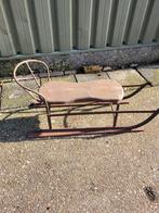 Oude houten slee, Ophalen