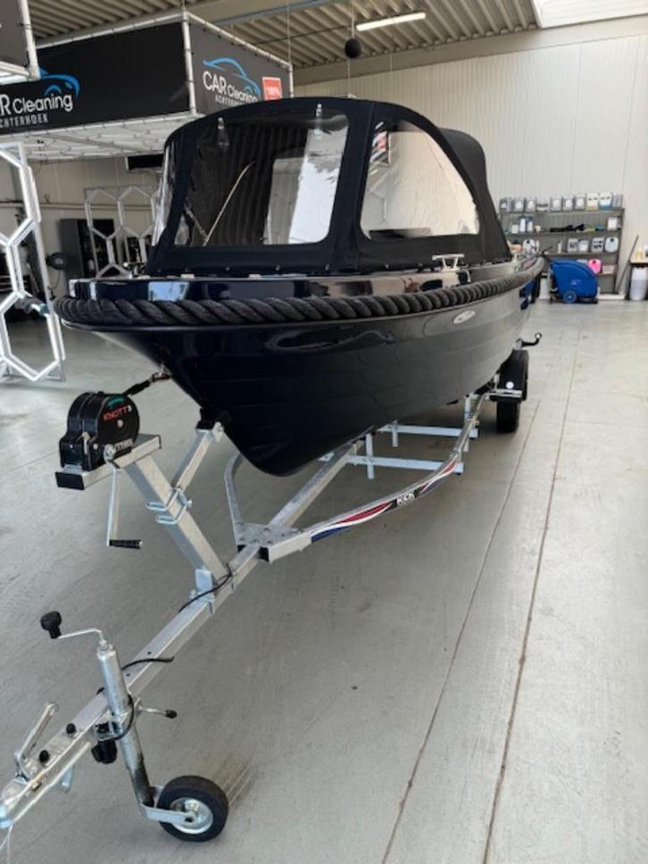 Te Koop Mooie sloep bijna niet gebruikt, Watersport en Boten, Sloepen, Zo goed als nieuw, 10 tot 30 pk, 3 tot 6 meter, Buitenboordmotor