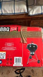 17€ BBQ Dexter 2.0, Tuin en Terras, Houtskoolbarbecues, Ophalen, Zo goed als nieuw