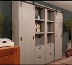 2x Vtwonen Slide Kast Barn Grenen, Huis en Inrichting, Ophalen of Verzenden