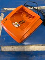 Stihl AL300 Acculader (Zonder Accu), Ophalen of Verzenden, Gebruikt