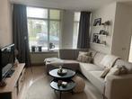 Hoekbank beige, Huis en Inrichting, Banken | Complete zithoeken, Ophalen of Verzenden, Gebruikt, Stof, Japandi, ligt