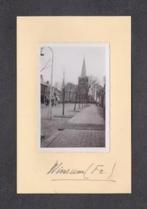 Foto Wirdum Friesland Kerk Auto Jaren 30., Verzamelen, Foto's en Prenten, Verzenden, Foto, Zo goed als nieuw, Gebouw