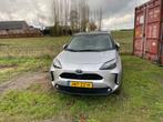 Toyota Yaris Cross 1.5 Vvt-i Hybrid 116pk CVT 2022 Grijs, 4 cilinders, Leder en Stof, 1490 cc, 550 kg