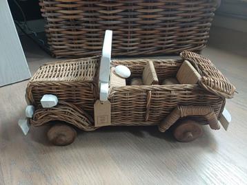 riviera maison rattan safari auto car beschikbaar voor biedingen