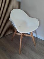 Kuipstoel wit in goede staat, Huis en Inrichting, Stoelen, Overige kleuren, Zo goed als nieuw, Eén, Ophalen