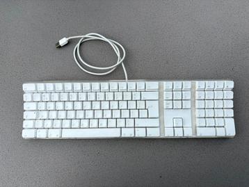 Apple toetsenbord model A1048 beschikbaar voor biedingen