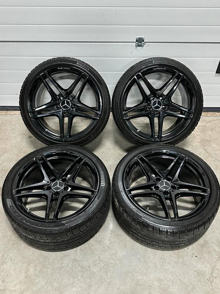 19” INCH ORIGINELE C63 S AMG WINTERSET COUPE SEDAN ESTATE, Auto-onderdelen, Banden en Velgen, Banden en Velgen, Winterbanden, 19 inch