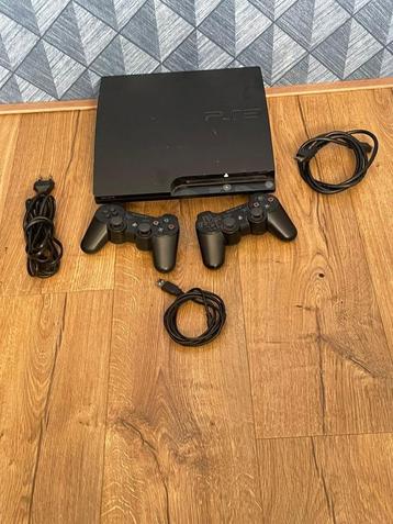 ps3 console met veel games beschikbaar voor biedingen