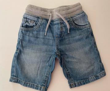 Jeans short C&A 92