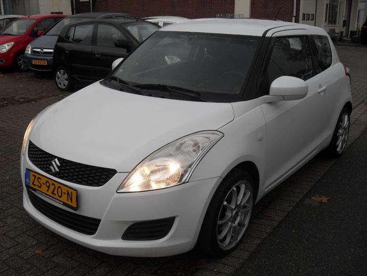 Suzuki Swift 1.2 Exclusive EASSS, Auto's, Suzuki, Swift, ABS, Airbags, Airconditioning, Climate control, Cruise Control, Elektrische buitenspiegels