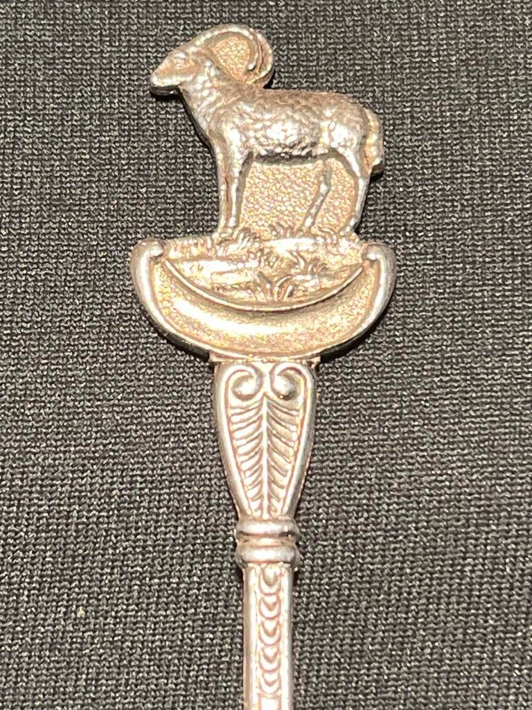 Vintage lepeltje Steenbok., Antiek en Kunst, Ophalen of Verzenden