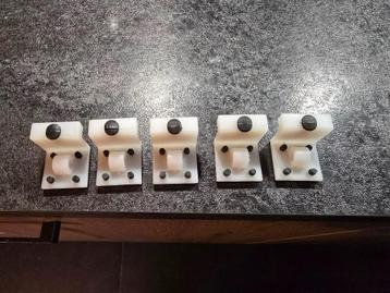  5x SHS voortentclips beschikbaar voor biedingen