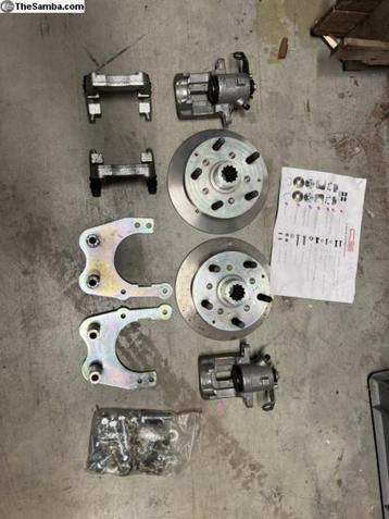 SCHRIJFREMKIT achter T1 spijlbus vw bus samba westfalia  beschikbaar voor biedingen