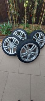Velgen en banden Audi 18, 225×40, Auto-onderdelen, Banden en Velgen, 18 inch, Ophalen of Verzenden, Band(en), Zomerbanden
