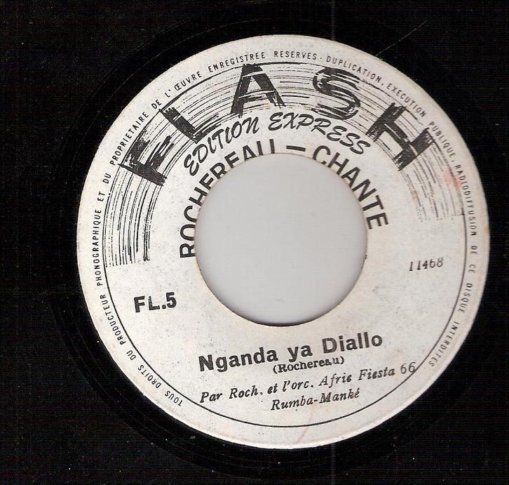 Africa Rochereau Chante - Nganda Ya Diallo & Savon Omo, Cd's en Dvd's, Vinyl | Wereldmuziek, Gebruikt, Overige soorten, Overige formaten