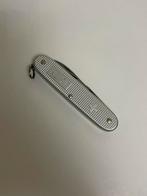 Victorinox zakmes, Caravans en Kamperen, Kampeergereedschap, Ophalen of Verzenden, Zo goed als nieuw