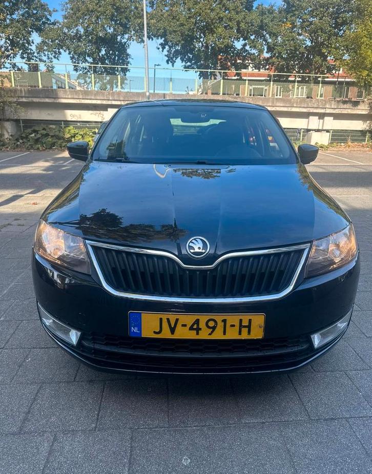 Skoda Rapid 1.2 TSI Spaceback automaat 2016 Zwart, Auto's, Skoda, Particulier, Rapid, Benzine, B, Hatchback, Automaat, Origineel Nederlands
