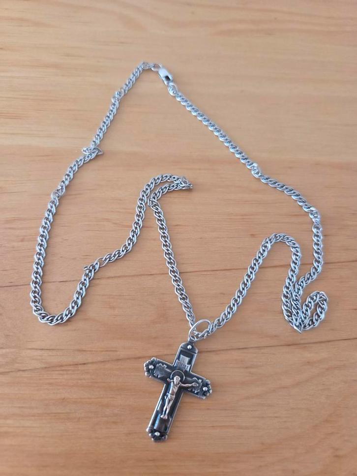 Zilveren Kruis met 14K Gouden Jezus & Ketting - 13.12g, Sieraden, Tassen en Uiterlijk, Kettingen, Zo goed als nieuw, Zilver, Zilver