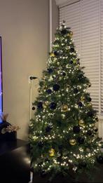 Mooie kerstboom compleet met verlichting en decoratie, Ophalen, Zo goed als nieuw