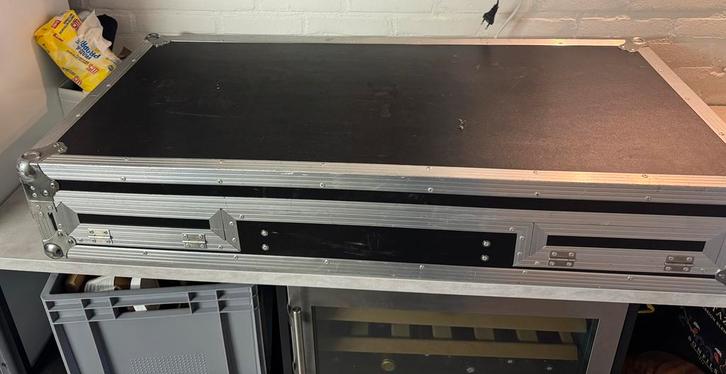 Flightcase met wieltjes geschikt voor 2x CDJ + 1x DJM, Muziek en Instrumenten, Behuizingen en Koffers, Gebruikt, Overige instrumenten