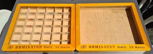 Twee kastjes voor Dominator mercerie 50 meter, hout / glas. , Verzamelen, Retro, Huis en Inrichting, Ophalen of Verzenden