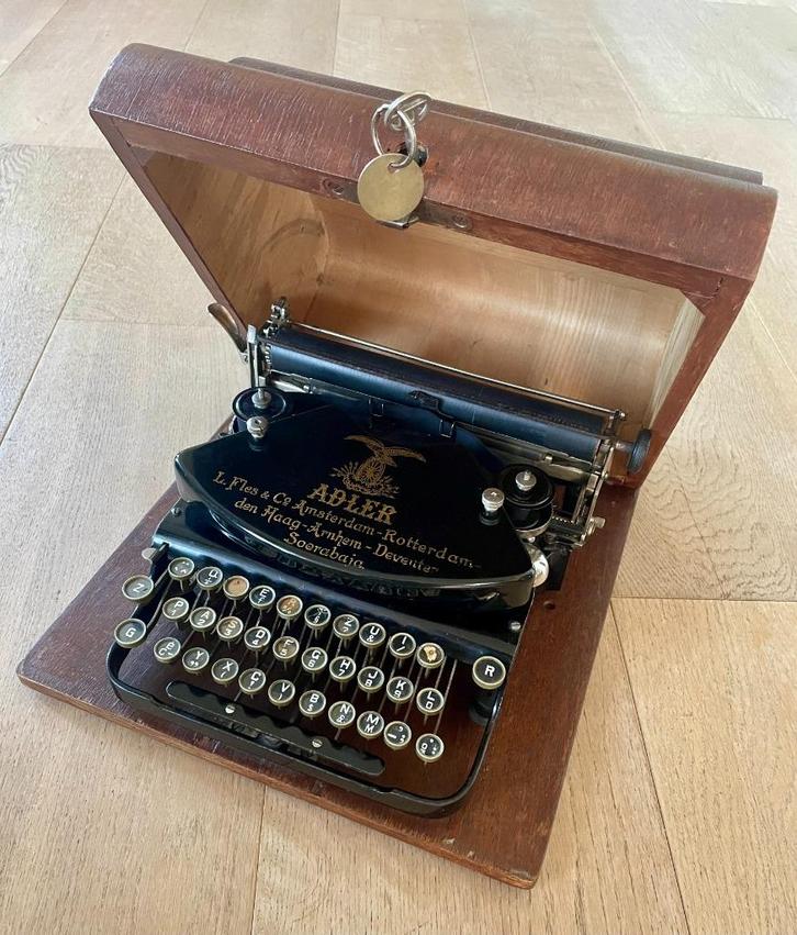 Prachtige Adler 1 (Klein Adler) met kist, Diversen, Typemachines, Gebruikt, Ophalen of Verzenden
