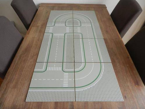 Lego grondplaten met straat en fietspad (8 stuks), Kinderen en Baby's, Speelgoed | Duplo en Lego, Gebruikt, Ophalen of Verzenden