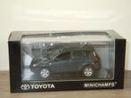 Toyota RAV4 - Minichamps 1:43, Hobby en Vrije tijd, Modelauto's | 1:43, Verzenden, Zo goed als nieuw, Auto, MiniChamps