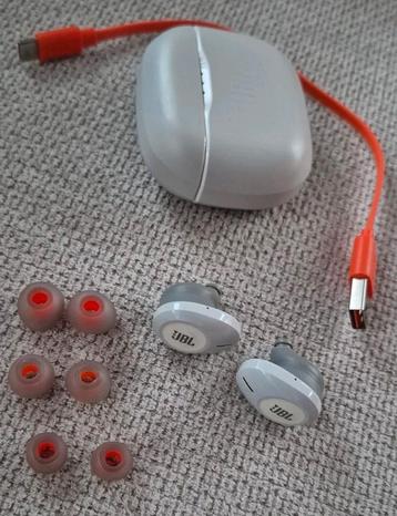 JBL Tune 125TWS Wit beschikbaar voor biedingen