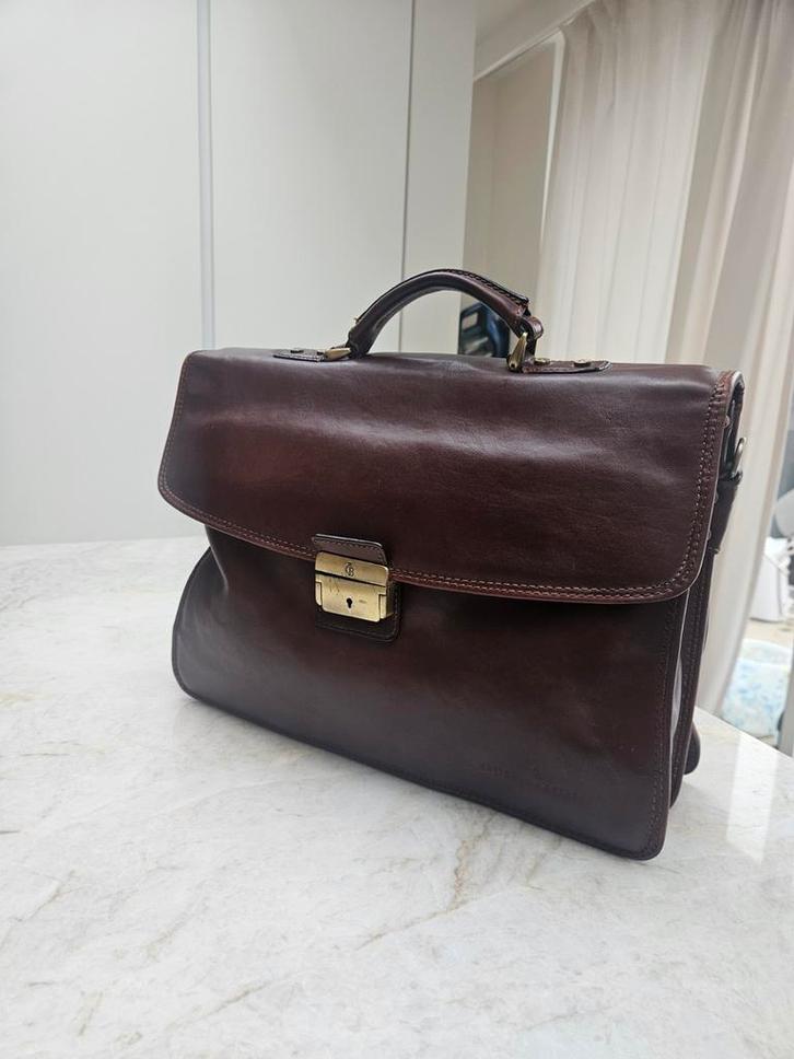 Castelijn & Beerens Verona A4 Laptoptas - Donkerbruin, Computers en Software, Laptoptassen, Gebruikt, Aktetas, 15 inch, Ophalen of Verzenden