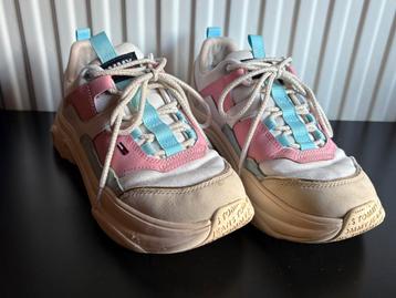 Damesgympen Tommy Hilfiger maat 39 roze&blauw schoenen beschikbaar voor biedingen