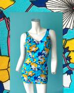 Vintage jaren 60 badpak Triumph lichtblauw maat 38, Kleding | Dames, Badmode en Zwemkleding, Badpak, Vintage, Gedragen, Verzenden