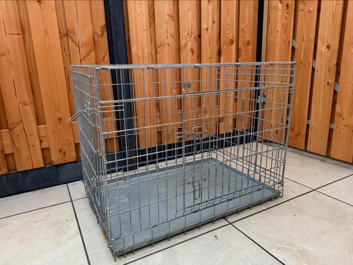 Ijzeren bench (grote hond), Dieren en Toebehoren, Hondenhokken, Gebruikt, Hondenhok, 65 tot 100 cm, 75 tot 110 cm, Ophalen