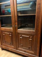 Strakke vitrinekast, Huis en Inrichting, Kasten | Vitrinekasten, 100 tot 150 cm, 200 cm of meer, Ophalen of Verzenden, Zo goed als nieuw