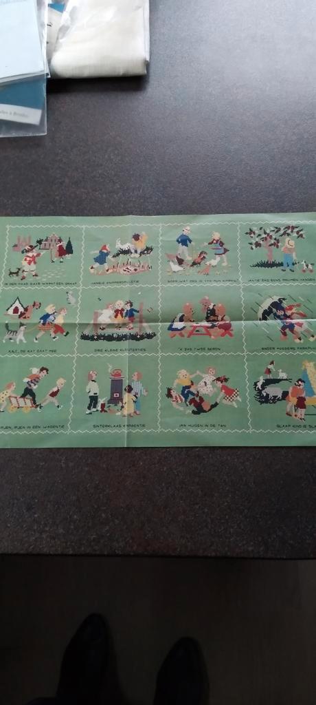 Kruissteek telpatroon, Versjes van toen, Ontwerp Mies Bloch, Hobby en Vrije tijd, Borduren en Borduurmachines, Zo goed als nieuw