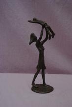 Moeder met kind  ( Brons, Ophalen of Verzenden