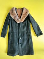 Erg mooie Vintage suede leren dames mantel maat M 38/40, Kleding | Dames, Jassen | Winter, Ophalen of Verzenden, Zo goed als nieuw