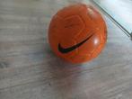 Nike wk 2014 bal met handtekeningen, Ophalen of Verzenden, Zo goed als nieuw, Bal