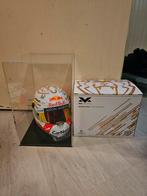 Max verstappen helm 1:2 seizoen 2020., Verzamelen, Automerken, Motoren en Formule 1, Ophalen of Verzenden, Zo goed als nieuw, Formule 1