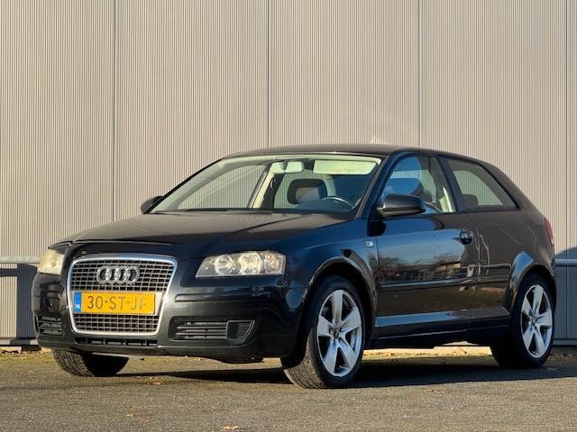 Audi A3 2.0 FSI Attraction, Auto's, Audi, Bedrijf, A3, ABS, Airbags, Airconditioning, Cruise Control, Elektrische buitenspiegels
