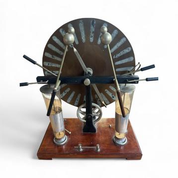 Antieke Wimhurst Machine - Circa 1900 - Voltana beschikbaar voor biedingen
